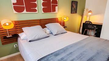 2 chambres, fer et planche Ă repasser, Wi-Fi, draps fournis