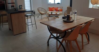 Apartment for 4 people Patio terrace 400 m from the beach Quartier du Parc