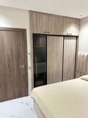 2 bedrooms, WiFi, bed sheets