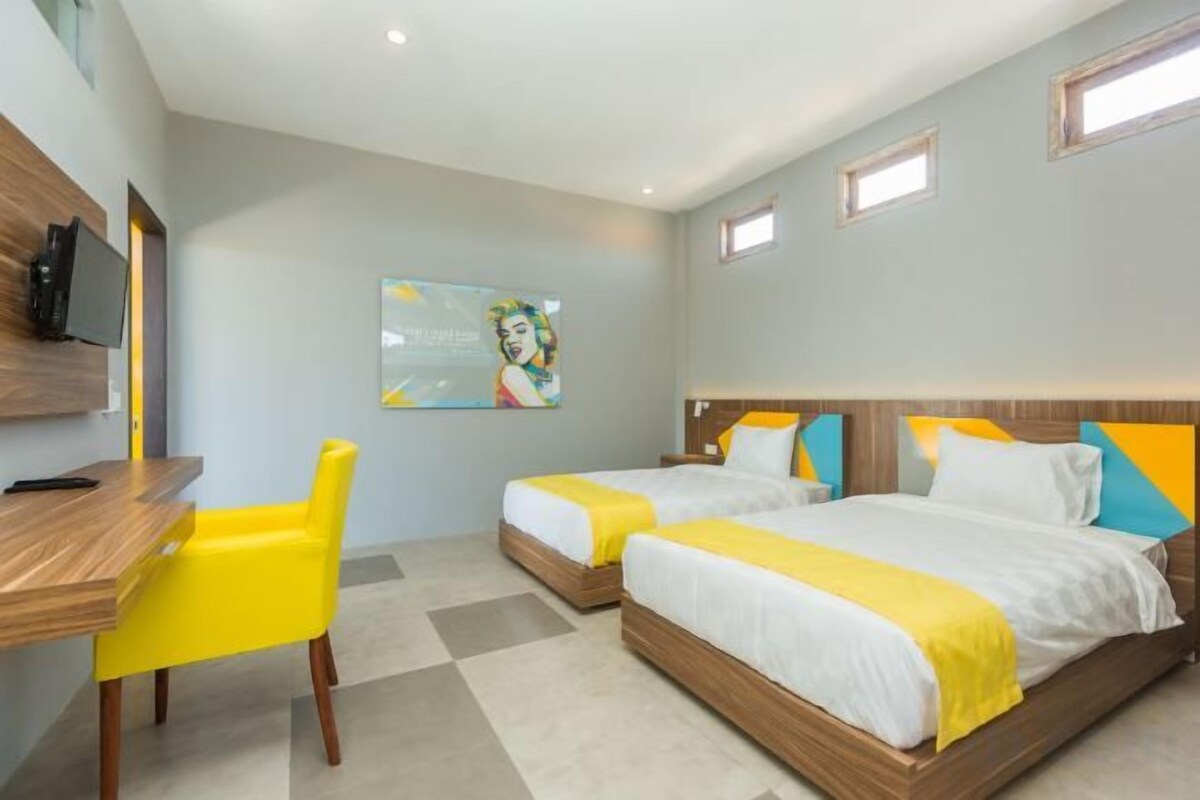 In-room safe, desk, laptop workspace, cots/infant beds