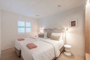 3 chambres, fer et planche à repasser, Wi-Fi gratuit, draps fournis