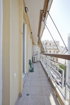 1 bedroom - Blue Nest in Dafni With 1 Bedrooms and 1 Bathrooms (Dafni-Ymittos)