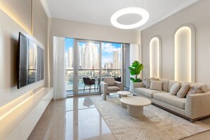 Living area - Majestic 2 BDR with Burj Khalifa and Fountain View (Dubai)