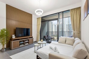 1 bedroom, iron/ironing board, travel crib, WiFi