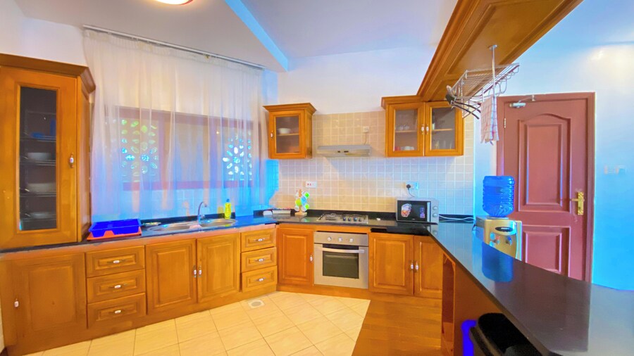 Mfalme Beachfront Apartments