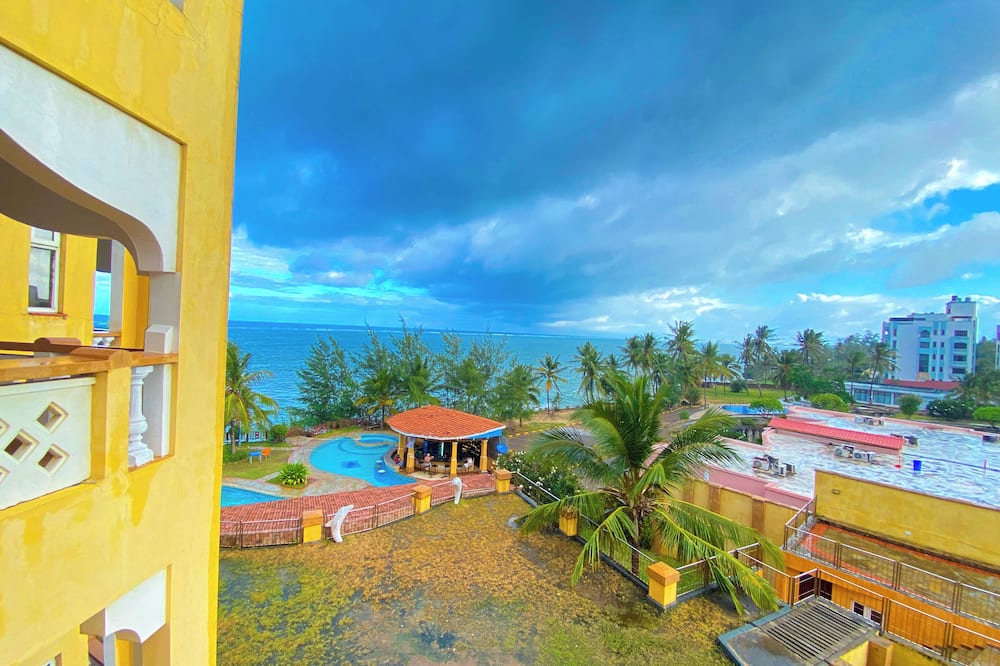 Mfalme Beachfront Apartments
