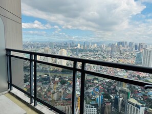1 bedroom, free WiFi - Gramercy Residences 1 bedroom w Balcony (Makati)