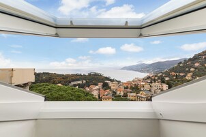 Junior Double Room | Egyptian cotton sheets, premium bedding, down comforters