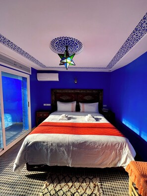 Deluxe Double Room, City View | Desk, laptop workspace, free WiFi