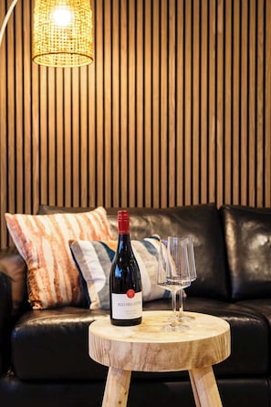 Interior - The Eighth  - Pet Friendly (Rosebud)