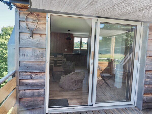 Exterior detail - In the heart of nature, quiet, view of the Pyrenees with terrace (Gan)