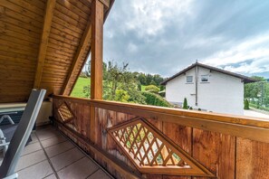 Departamento clásico, 2 habitaciones | Vista desde la propiedad