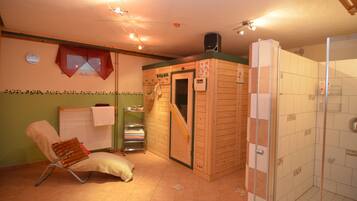 Classic Apartment, 2 Bedrooms | Spa treatment