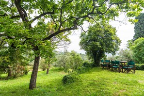 Comfort House, 3 Bedrooms | Garden