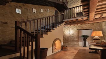 Premium House, 5 Bedrooms | Interior