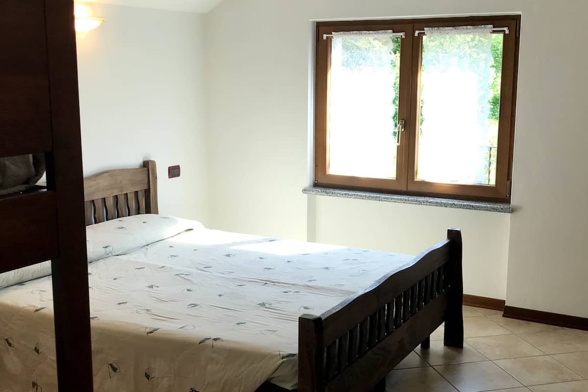 Deluxe House, 3 Bedrooms | 3 bedrooms, individually furnished