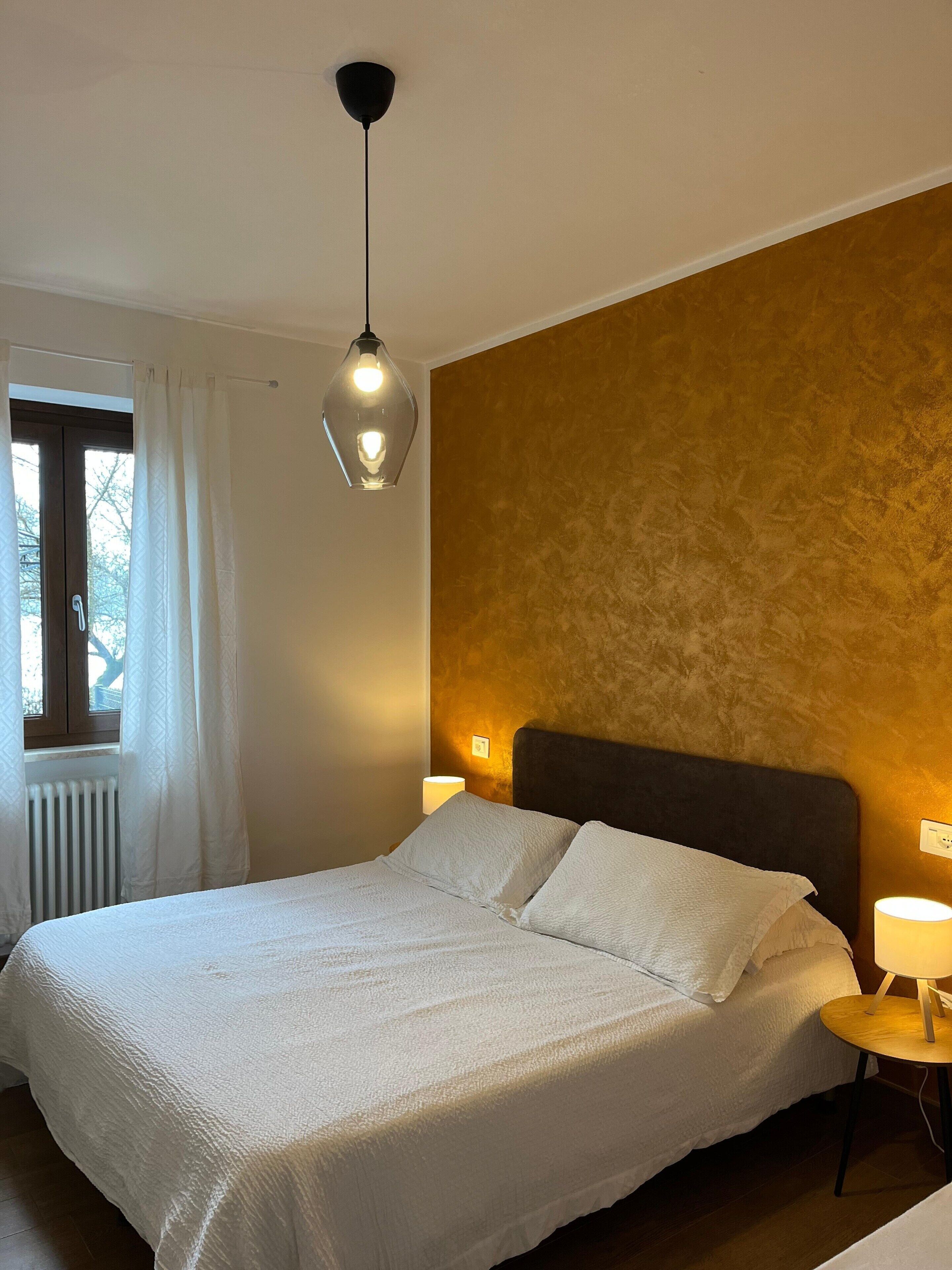 6 bedrooms, individually furnished