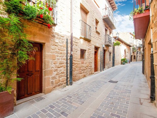 Holiday Home in Laguardia With Mountain View