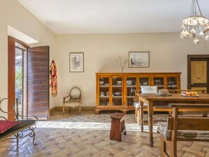 Living room - Restful Holiday Home in Fermo With Swimming Pool (Fermo)