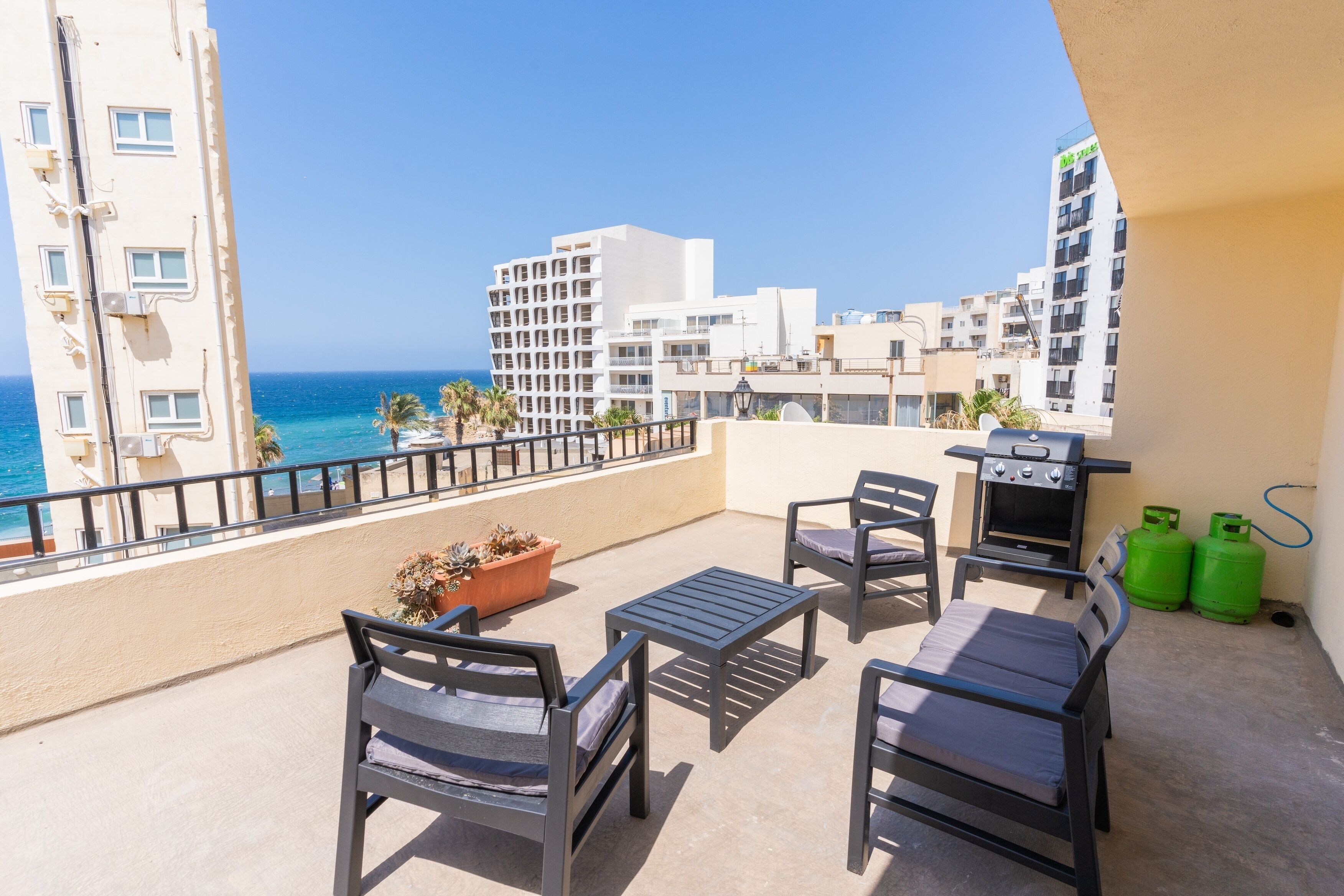 Deluxe-Penthouse, 1 Schlafzimmer, Küche, Meerblick | Terrasse/Patio