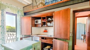Ảnh chưa phân loại, 3 trong số 182 ảnh, nút