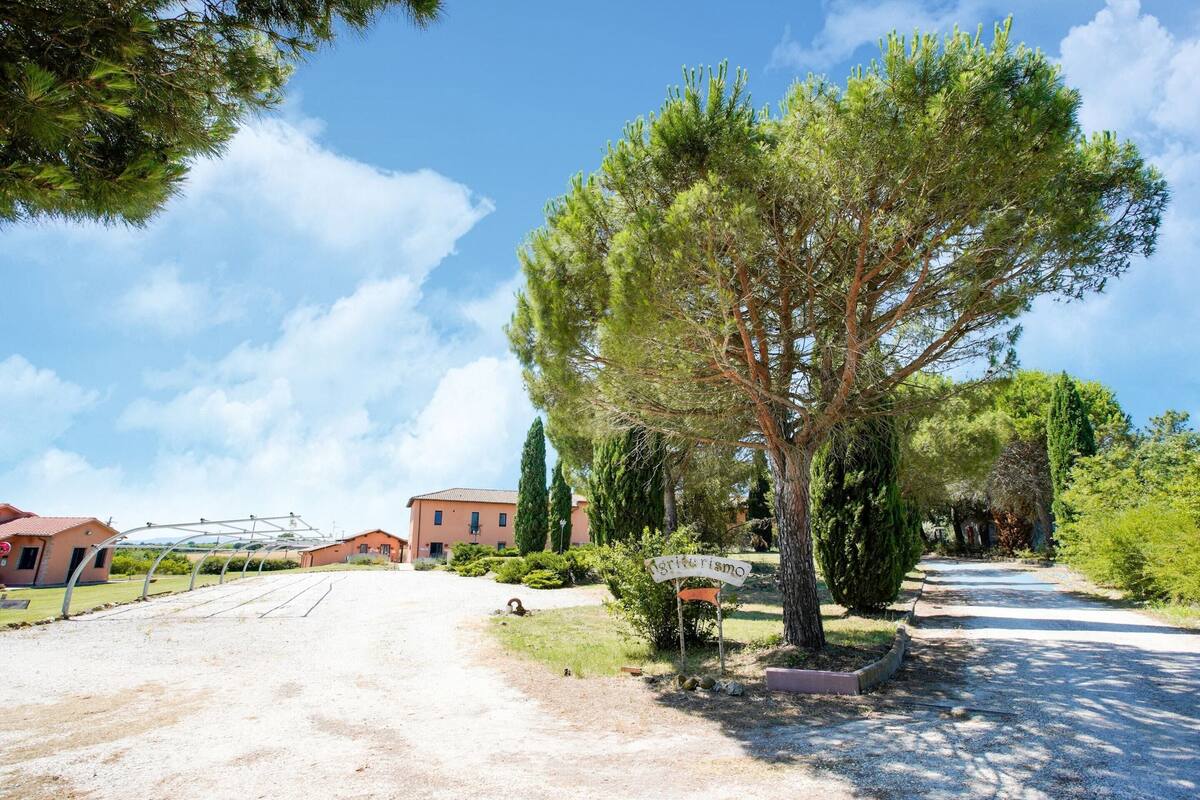 Classic House, 2 Bedrooms | Reception