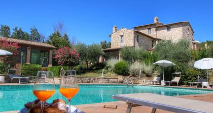Picturesque Holiday Home in Assisi With Pool