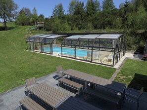 Maison Classique, plusieurs chambres | Piscine | Piscine couverte, piscine extérieure