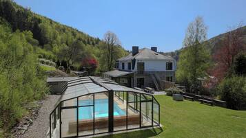 Classic House, Multiple Bedrooms | Exterior
