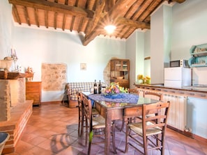 Casa clássico, 3 quartos | Sala de estar