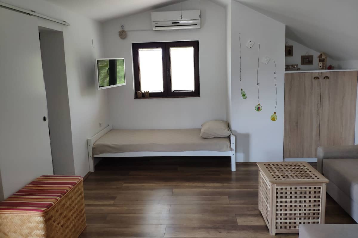 Appartamento Classic, 1 camera da letto | 3 camere, con arredamento individuale, lenzuola