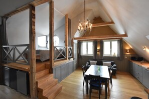 Casa Confort, varias habitaciones | Restauración