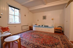 3 bedrooms, individually furnished, bed sheets