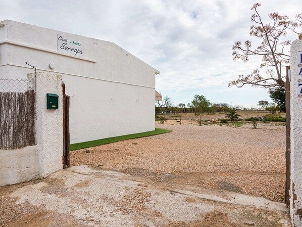 Exterior - Nature Hideaway in Deltebre for Families (Deltebre)