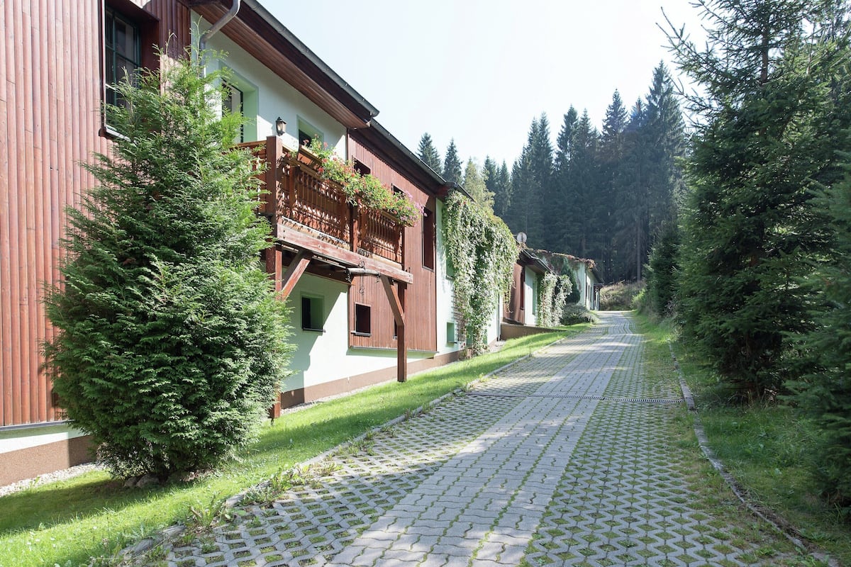Classic Apartment, 5 Bedrooms | Reception