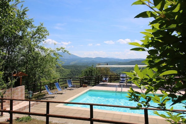 Timeless Holiday Home In Apecchio With Garden - Città di Castello