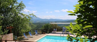 Timeless Holiday Home in Apecchio With Garden