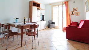 Unclassified image, 5 of 87, button - Cosy Apartment in Jesolo With Shared Pool (Jesolo)