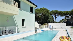 Unclassified image, 2 of 87, button - Cosy Apartment in Jesolo With Shared Pool (Jesolo)