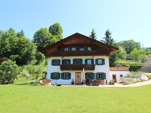 Comfort Apartment, 2 Bedrooms | Exterior - Vintage Apartment With Sauna in Hopfgarten (Hopfgarten im Brixental)