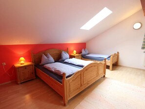 2 bedrooms, bed sheets - Vintage Apartment With Sauna in Hopfgarten (Hopfgarten im Brixental)