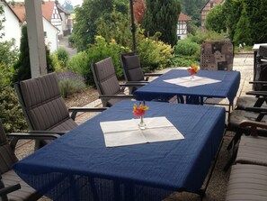 Classic Apartment, 3 Bedrooms | Balcony