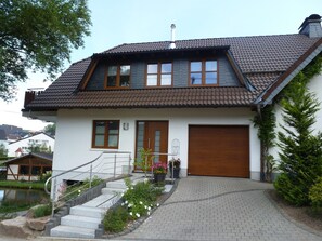 Exterior - Cosy Apartment With Private Garden in Brachthausen in the Sauerland (Kirchhundem)