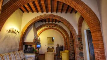 Villa Deluxe, 3 camere da letto | Soggiorno | Caminetto