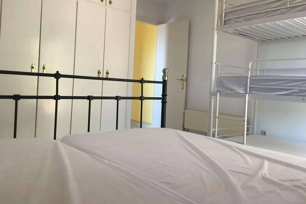 3 bedrooms, individually furnished, bed sheets