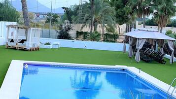 Piscina a l'aire lliure