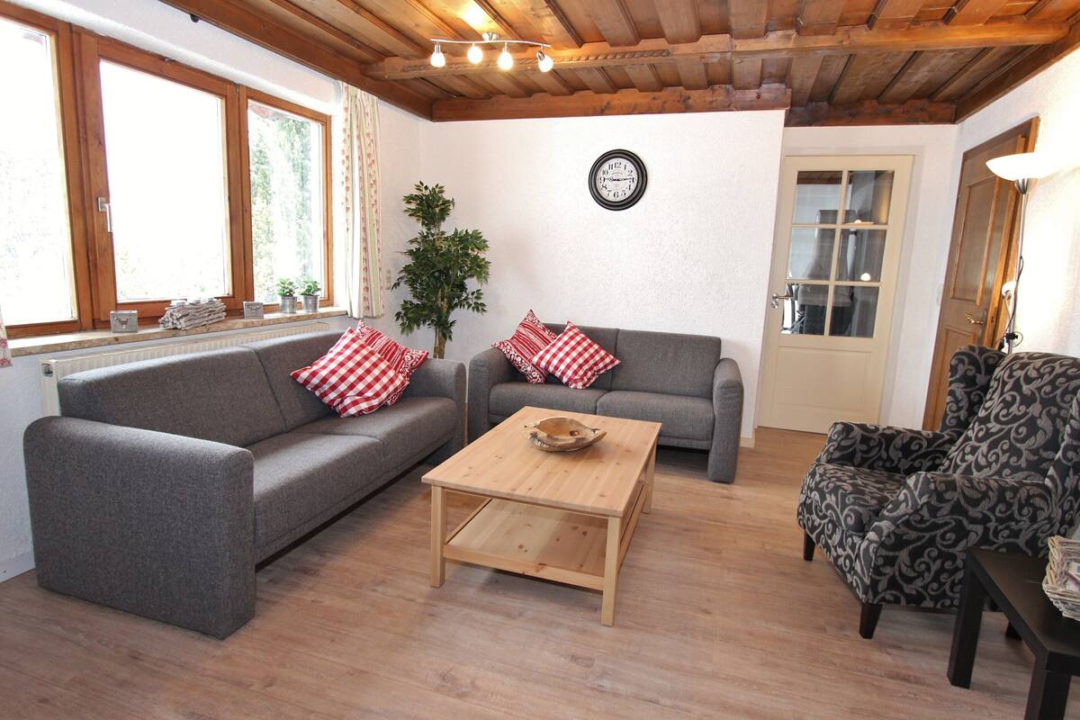 Classic-Chalet, 4 Schlafzimmer | Wohnzimmer | DVD-Player