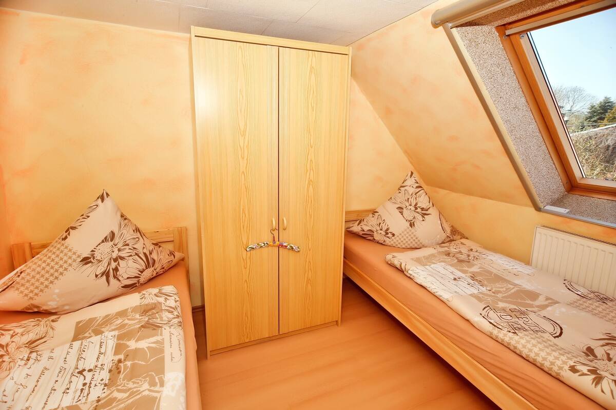 Classic-Apartment, 3 Schlafzimmer | 4 Schlafzimmer, individuell eingerichtet