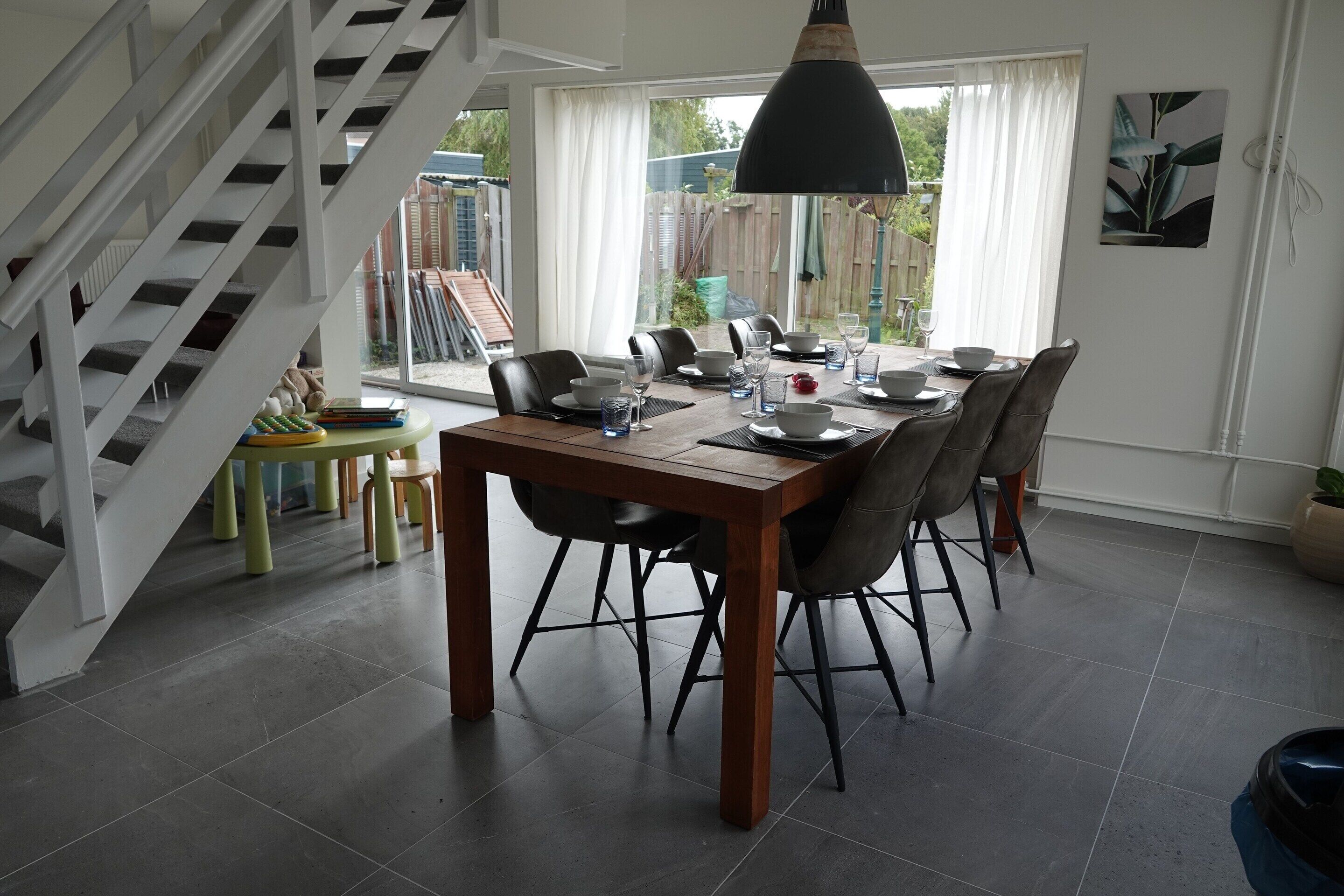 Classic House, 4 Bedrooms | Dining