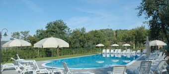 Air-conditioned Flat With Pool and Wellness Area